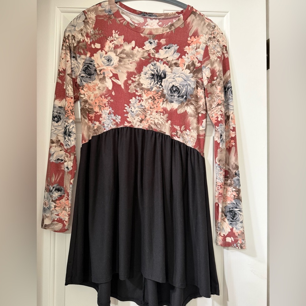 Floral Long Sleeve Top with Black Babydoll - size M